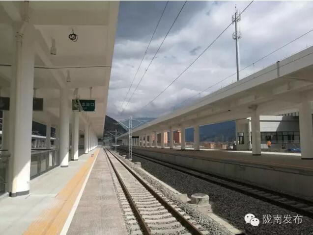 蘭渝鐵路最新進(jìn)展！除胡麻嶺隧道外已全線鋪通