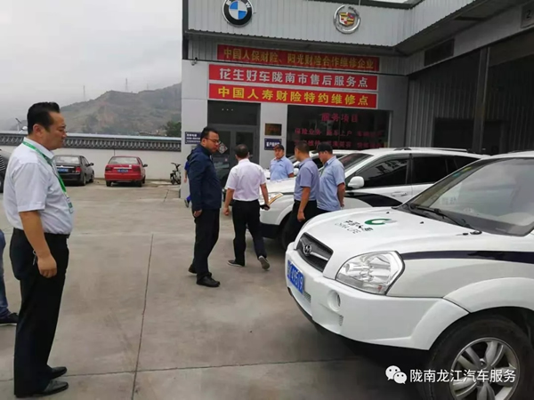 金錘鈑金，銀槍噴漆！龍江汽修值得信賴！